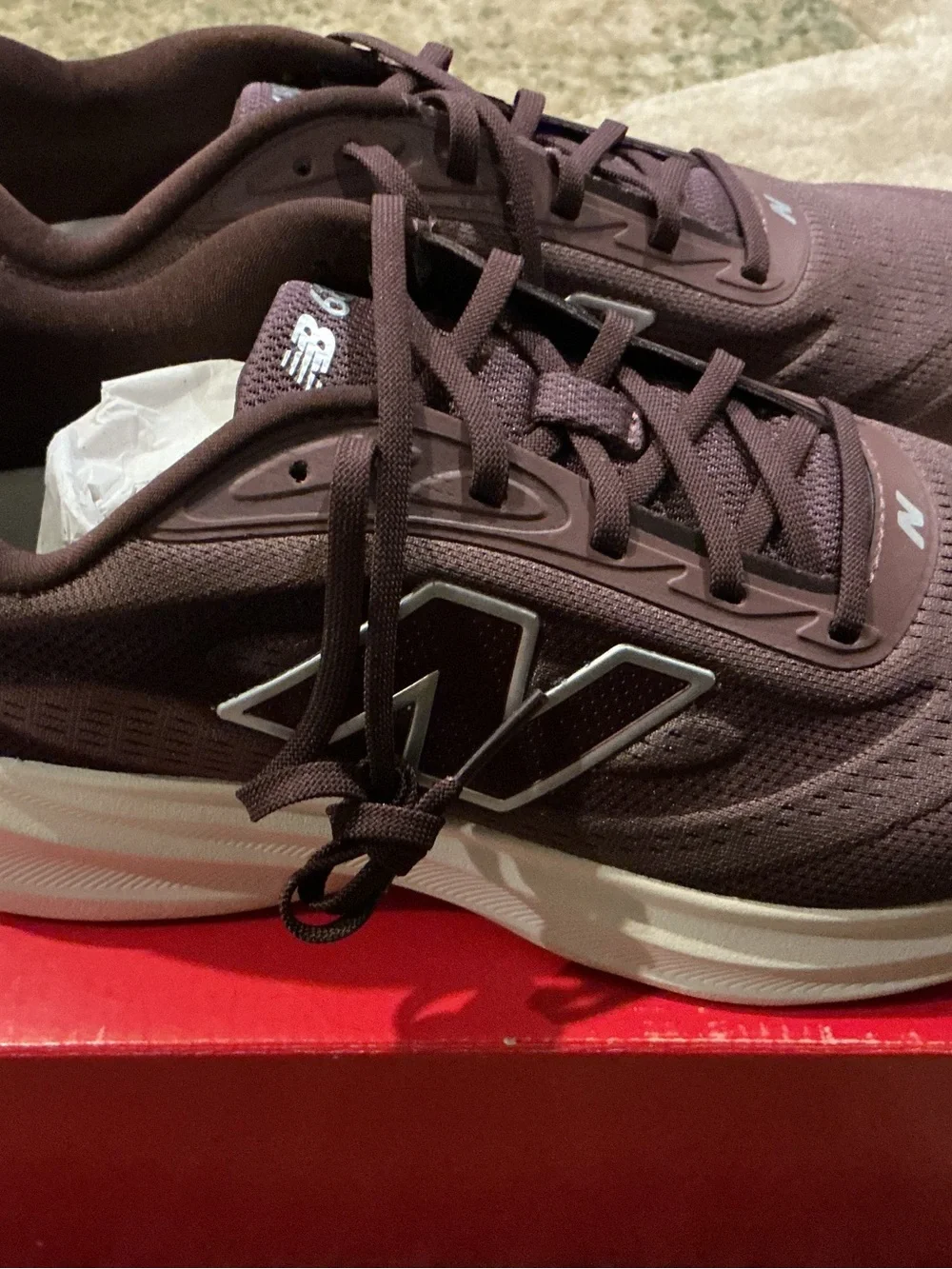 New Balance closure secure 10